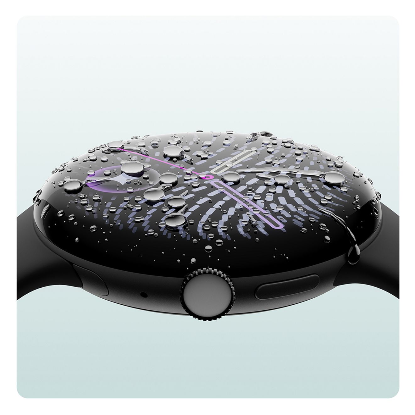 Primer plano del Google Pixel Watch 5 (41 mm) con la caja negra cubierta de gotas de agua.