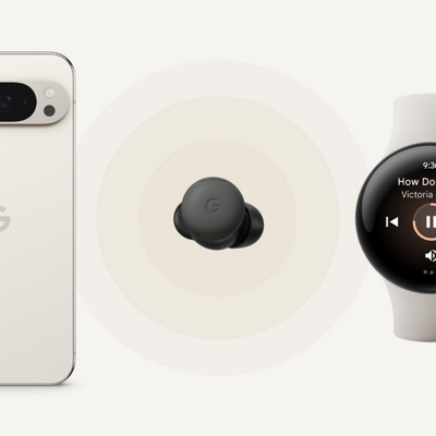 Los Pixel Buds Pro 2 fotografiados junto con un teléfono y un reloj Pixel.