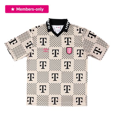Camiseta de edición limitada T-Mobile x Umbro - Feathered Grey (Grande), vista frontal, front view-slide-0