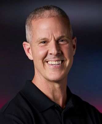 Chris Sambar, director de negocios