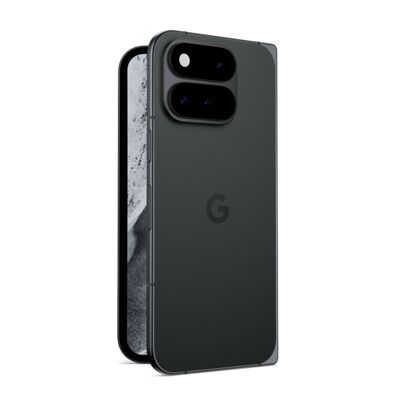 El Google Pixel 11 Pro Fold, mostrado desde adelante y detrás con un acabado en gris oscuro y una cámara trasera doble.