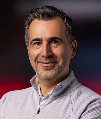 Mo Katibeh, vicepresidente ejecutivo, director de marketing para empresas