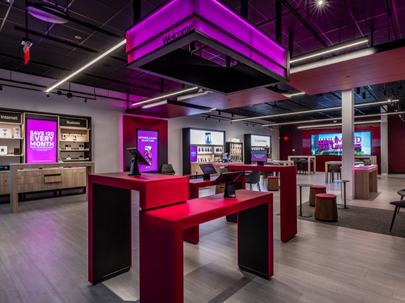 Experience Store de T-Mobile en Alderwood Mall, interior.