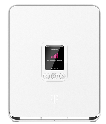 El frente del gateway 5G T-Mobile con la pantalla LCD mostrando señal.