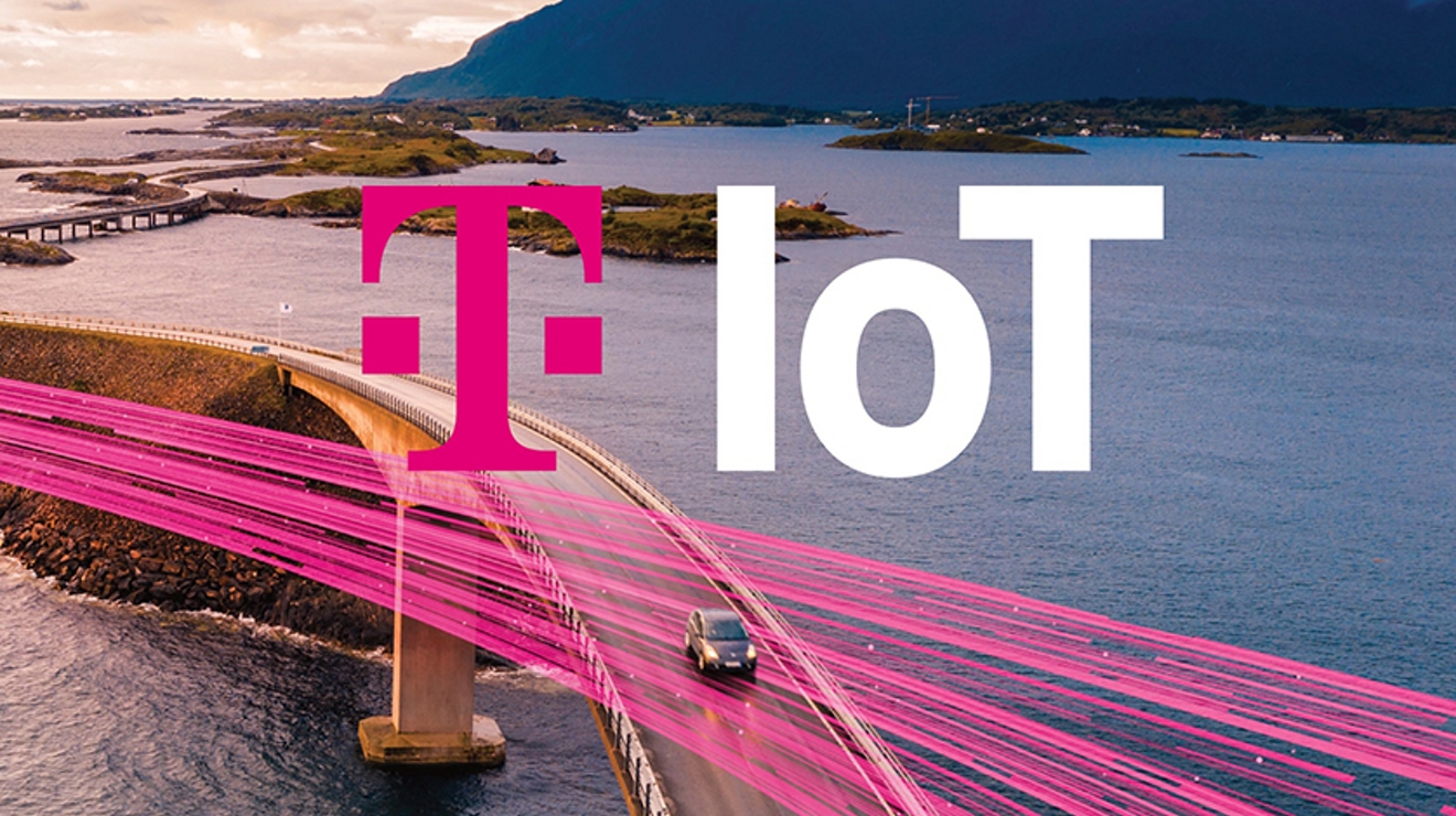 Bandas magenta de conectividad IoT 5G de T-Mobile se cruzan con un coche que atraviesa un puente.