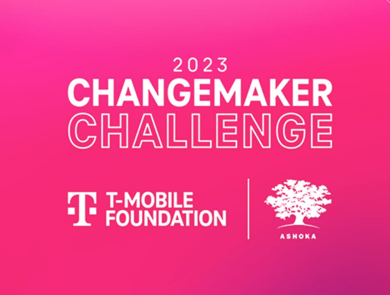 Logotipo del Desafío Changemaker 2023, logotipo de la T-Mobile Foundation, logotipo de Ashoka.