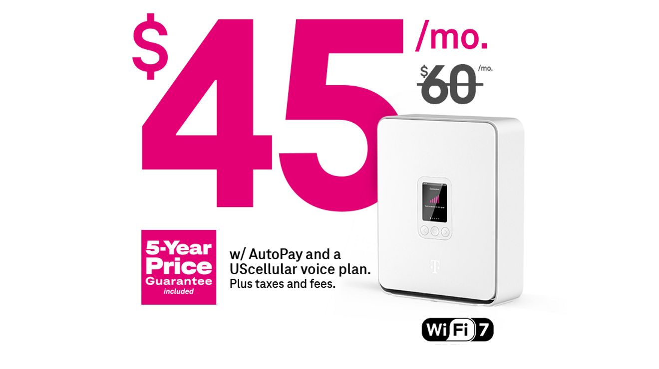 45 dólares al mes con AutoPago y una línea de voz. Más impuestos y cargos. 60 dólares al mes está tachado. Precio garantizado por 5 años incluido. Gateway wifi 7.
