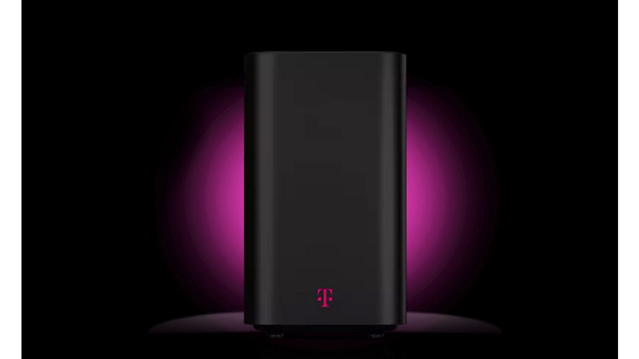Dispositivo de Internet 5G de T-Mobile cuadrado y negro