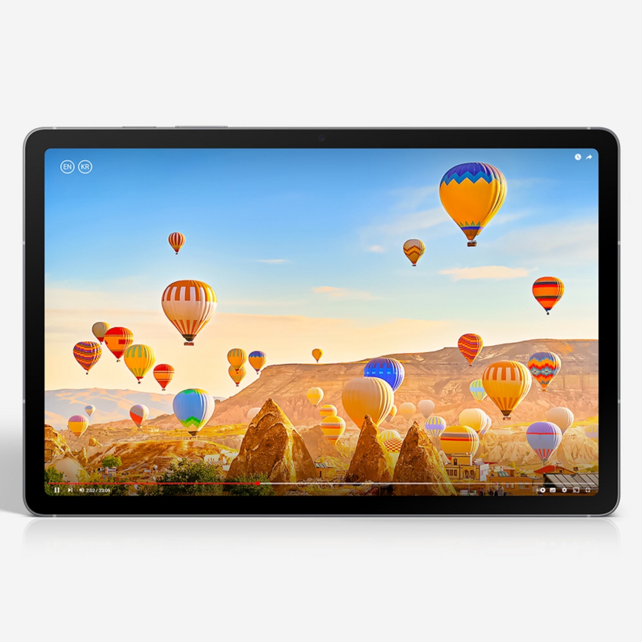 Dispositivo tablet Samsung S10 FE cuya pantalla muestra globos aerostáticos despegando hacia el cielo