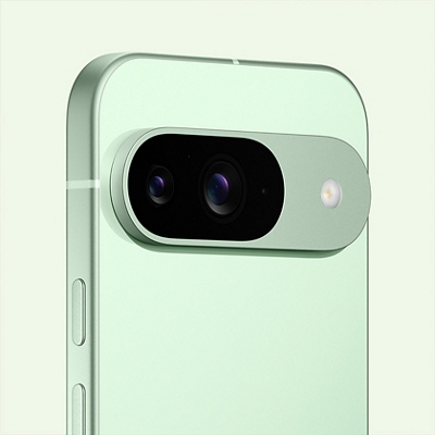 Vista posterior de Google Pixel 9 verde