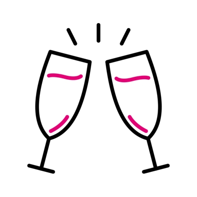 Celebración con copas de champán.