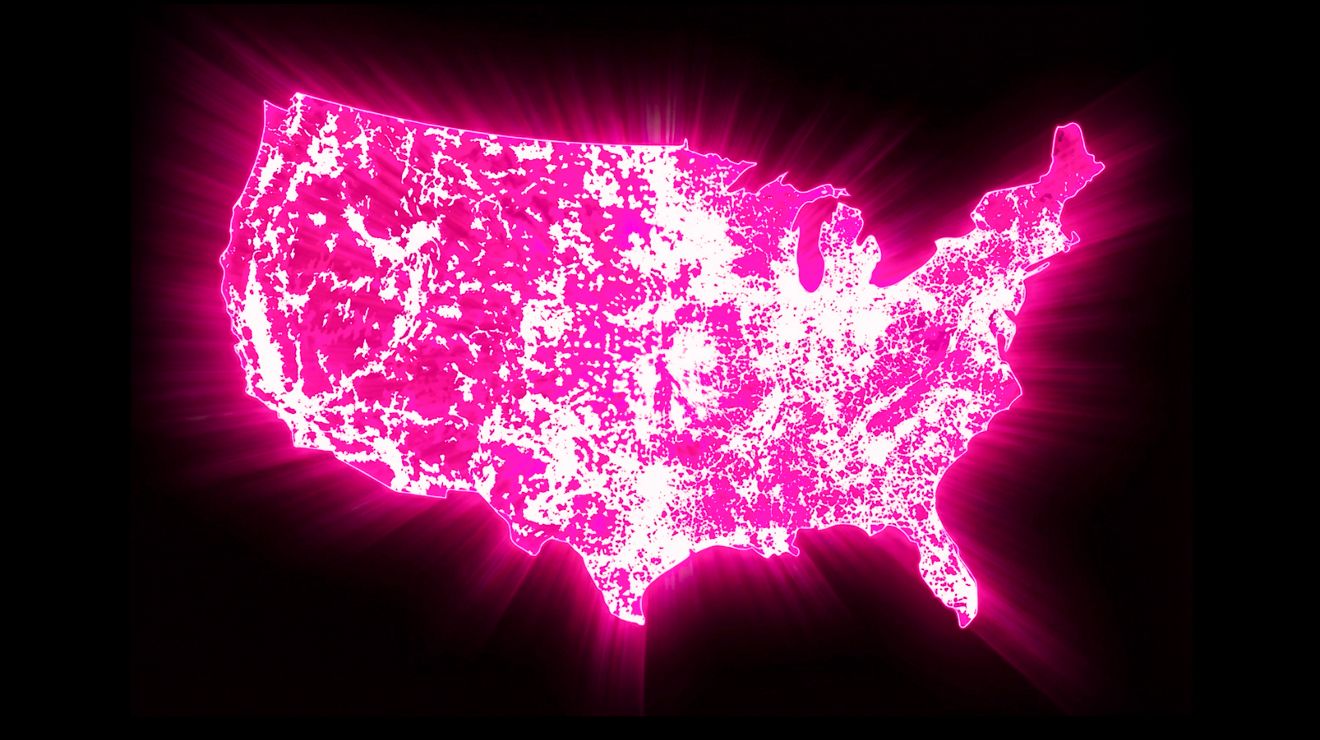 Un mapa de EE. UU. de color magenta brillante que muestra la cobertura de la red de T-Mobile.