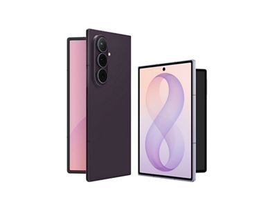 Galaxy Z Fold8 Ultra y Fold8 ligeramente desplegados, vistos por delante y por detrás.