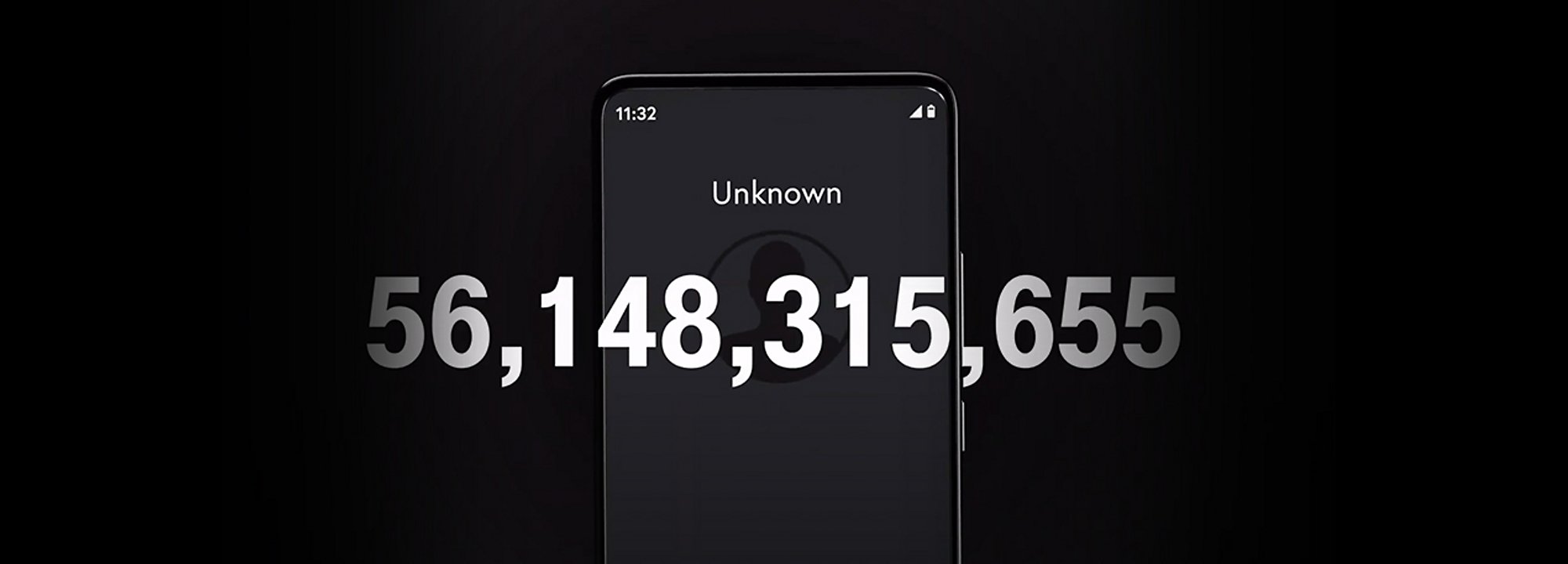 Un teléfono mostrando una llamada de un número desconocido y el número 56,148,315,655 superpuesto encima
