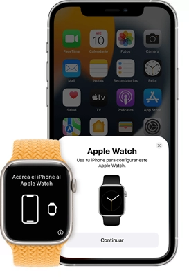 Un Apple Watch con el mensaje "Bring iPhone near Apple Watch" en la pantalla enfrente de un iPhone con el mensaje "Apple Watch. Use your iPhone to set up this Apple Watch. Continue"